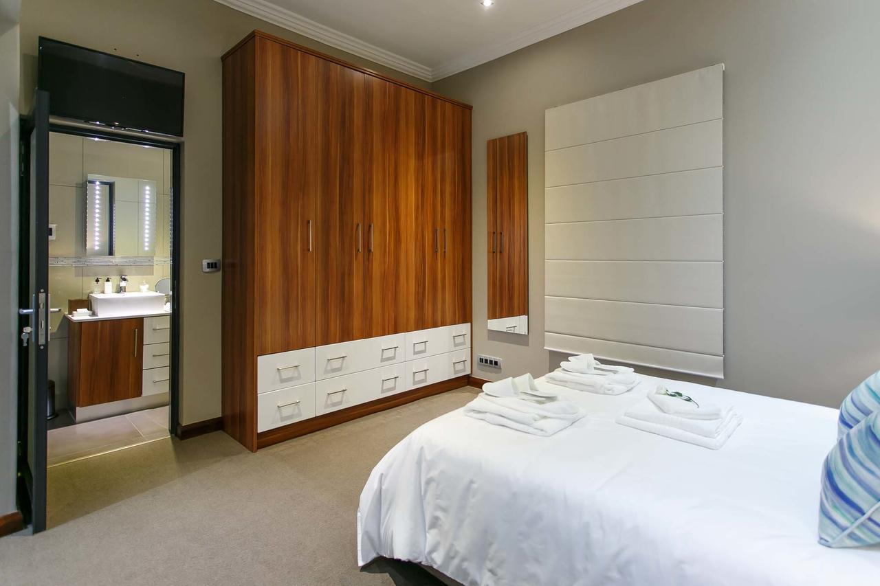Sonas Boutique Guest House เอาท์สโฮร์น ภายนอก รูปภาพ