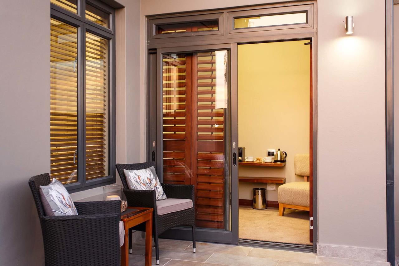 Sonas Boutique Guest House เอาท์สโฮร์น ภายนอก รูปภาพ