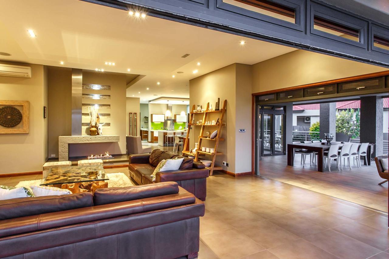 Sonas Boutique Guest House เอาท์สโฮร์น ภายนอก รูปภาพ
